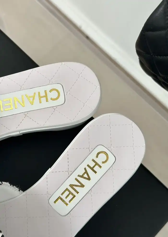 hype Chanel Slippers