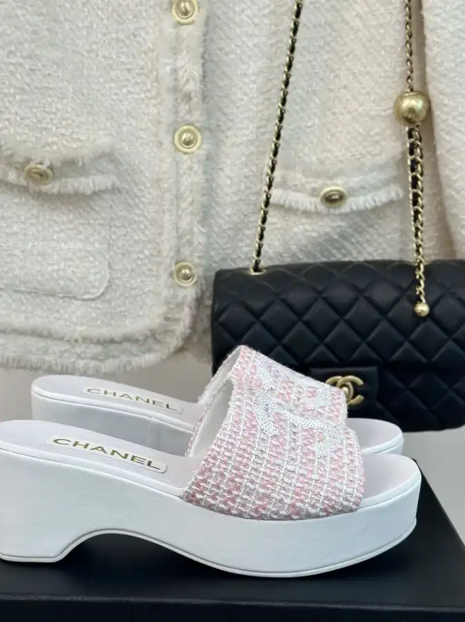 hype Chanel Slippers