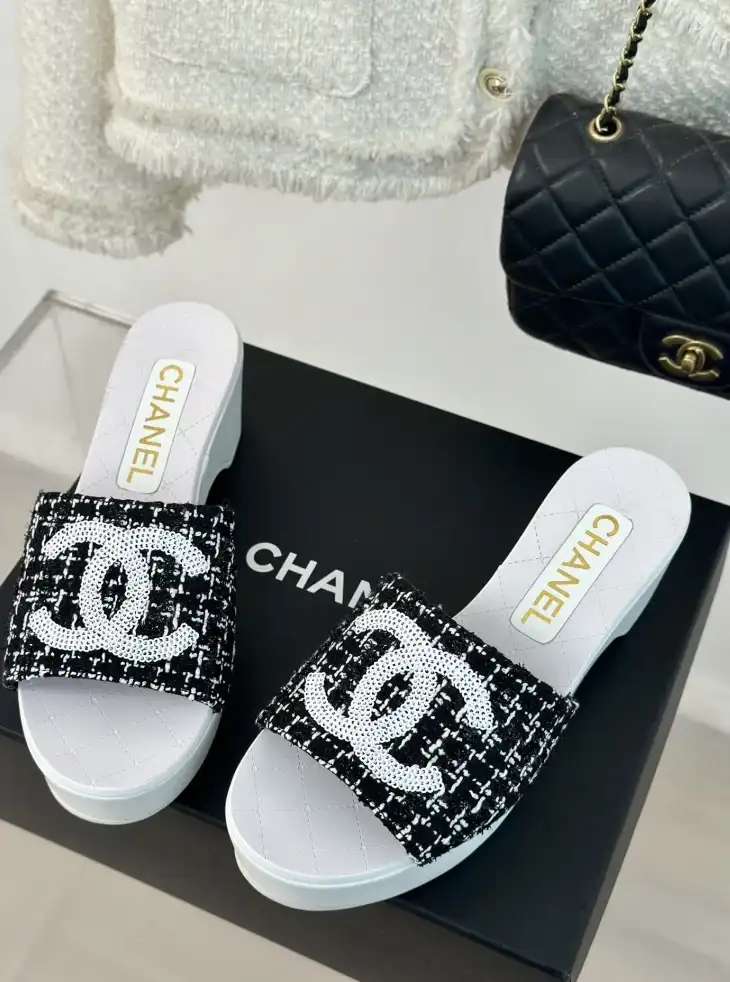 hype Chanel Slippers