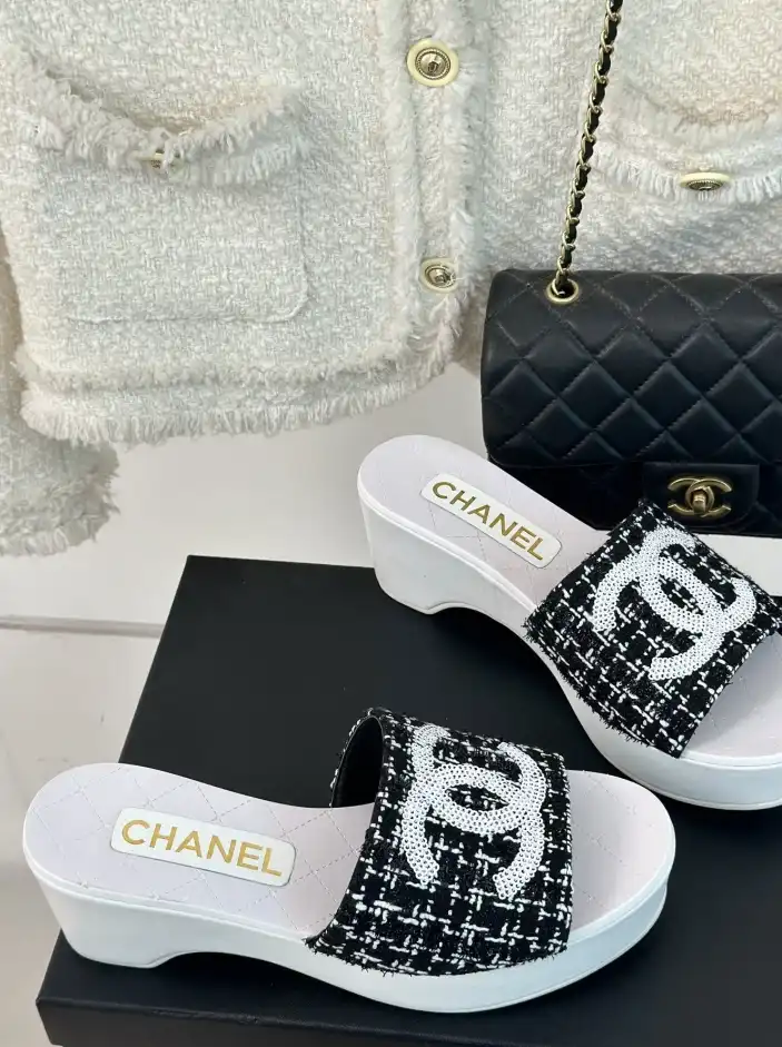 hype Chanel Slippers