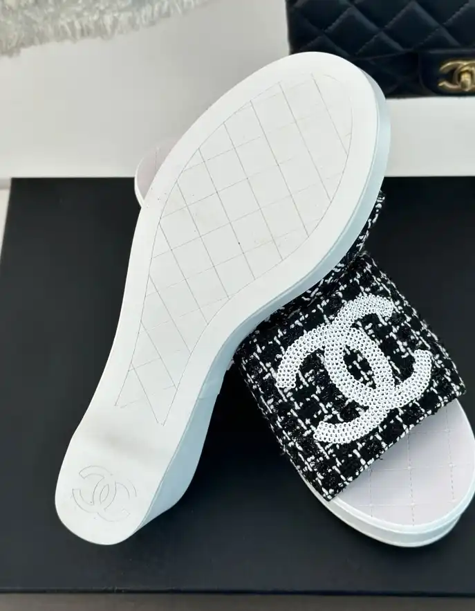 hype Chanel Slippers