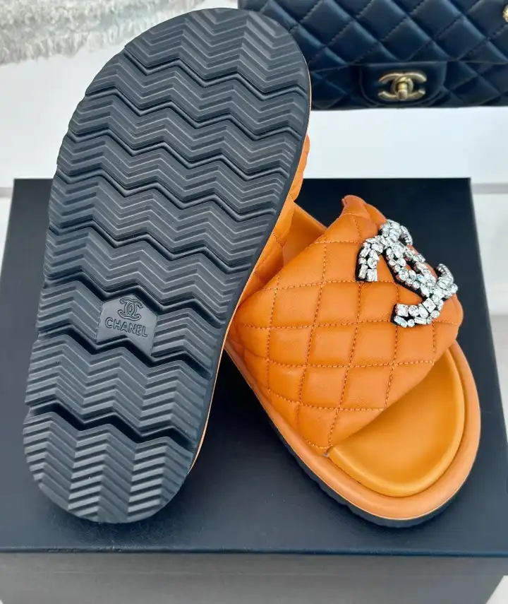 hype Chanel Slippers