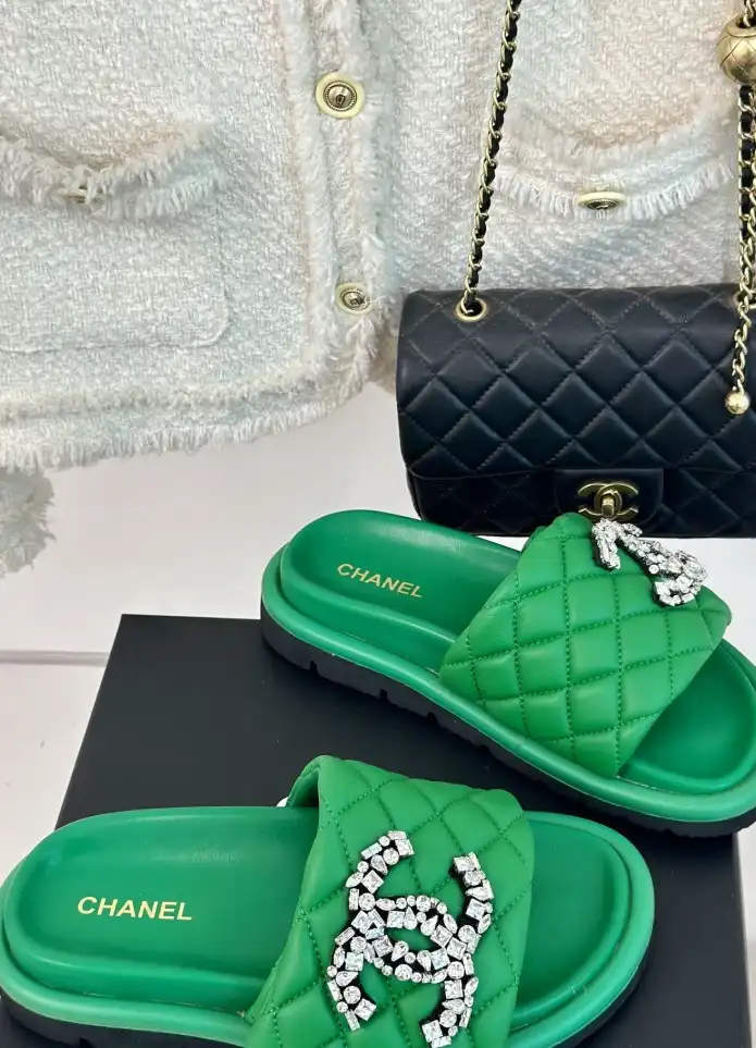 hype Chanel Slippers