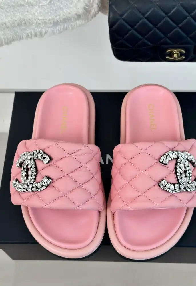 hype Chanel Slippers