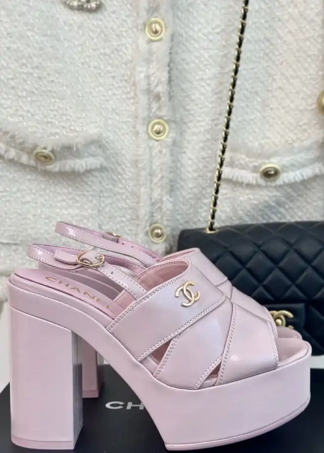 hype Chanel High Heels