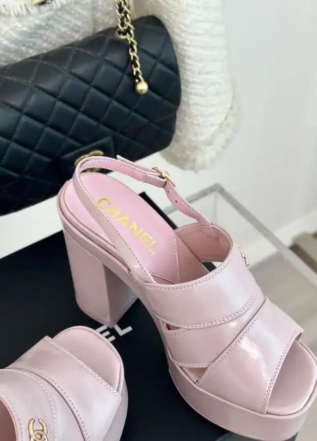 hype Chanel High Heels