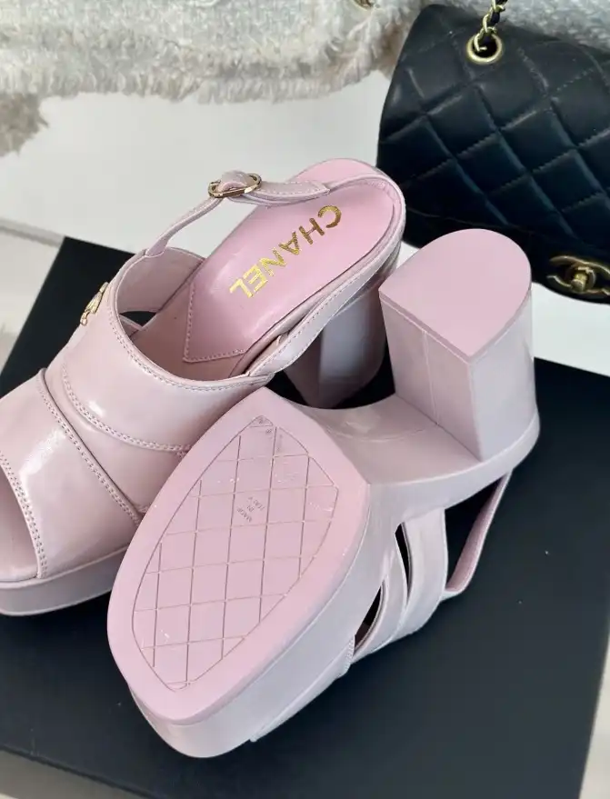 hype Chanel High Heels