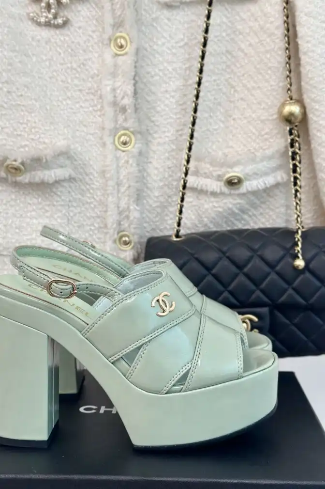 hype Chanel High Heels