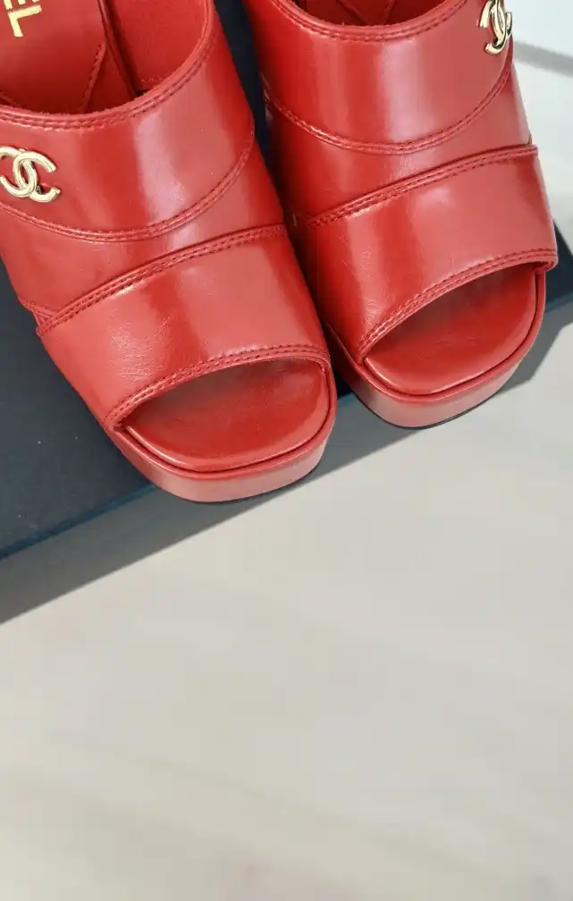 hype Chanel High Heels