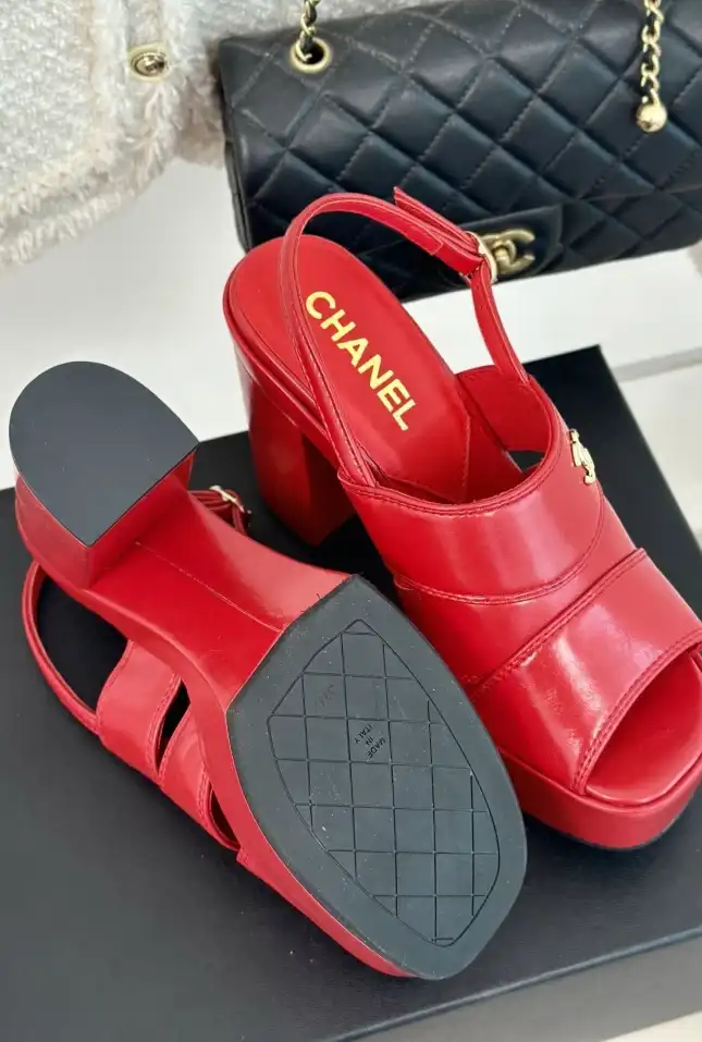 hype Chanel High Heels