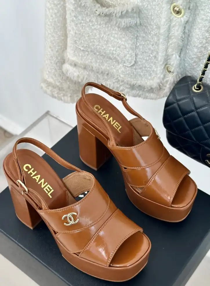 hype Chanel High Heels