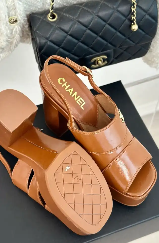 hype Chanel High Heels