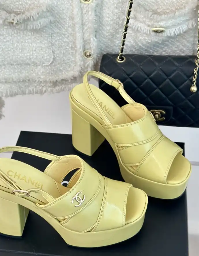 hype Chanel High Heels