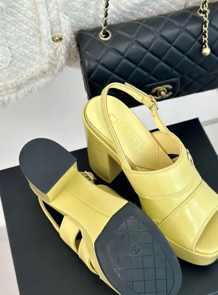 hype Chanel High Heels