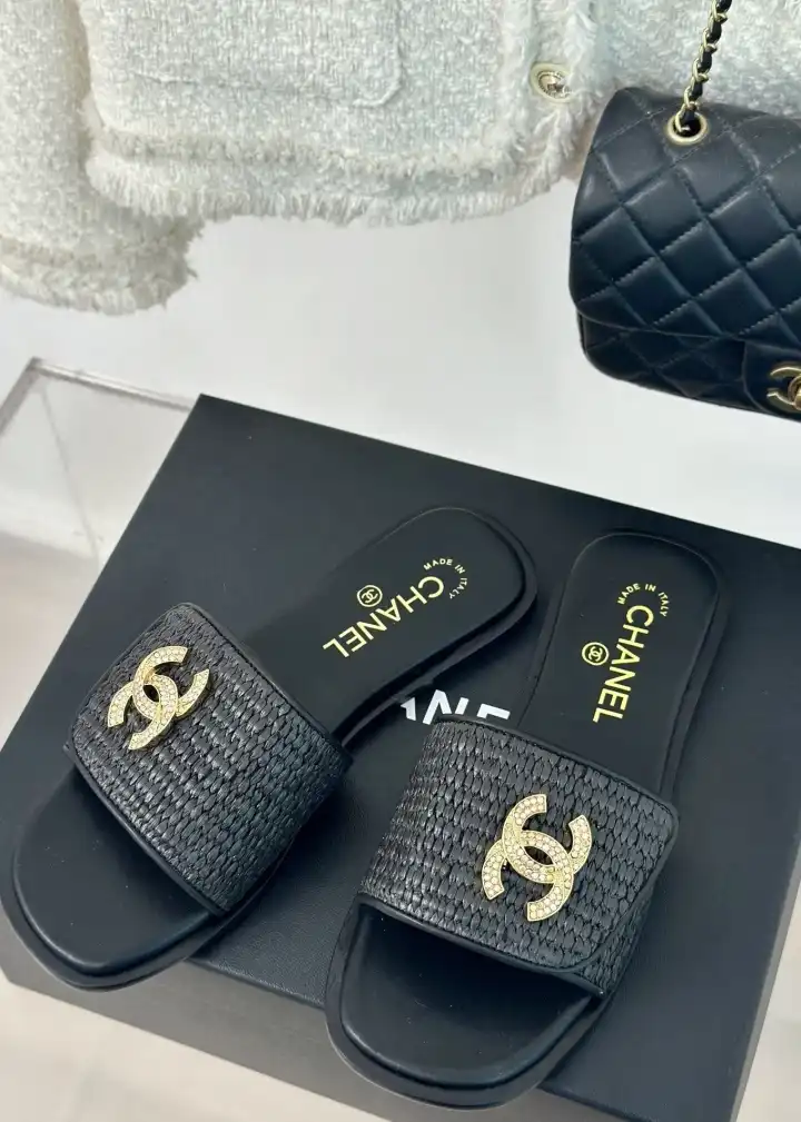 hype Chanel Slippers