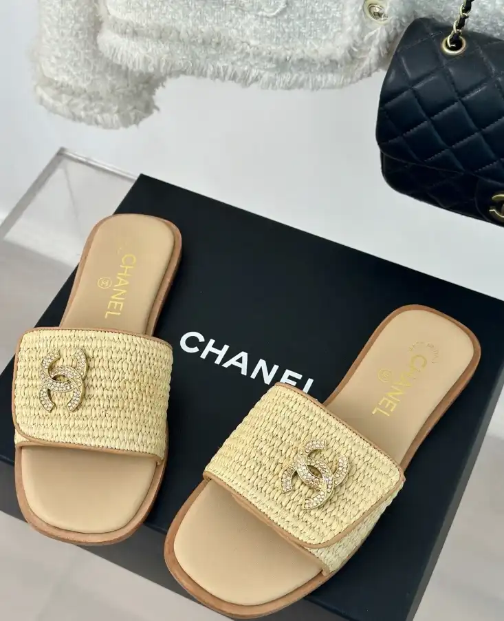 hype Chanel Slippers