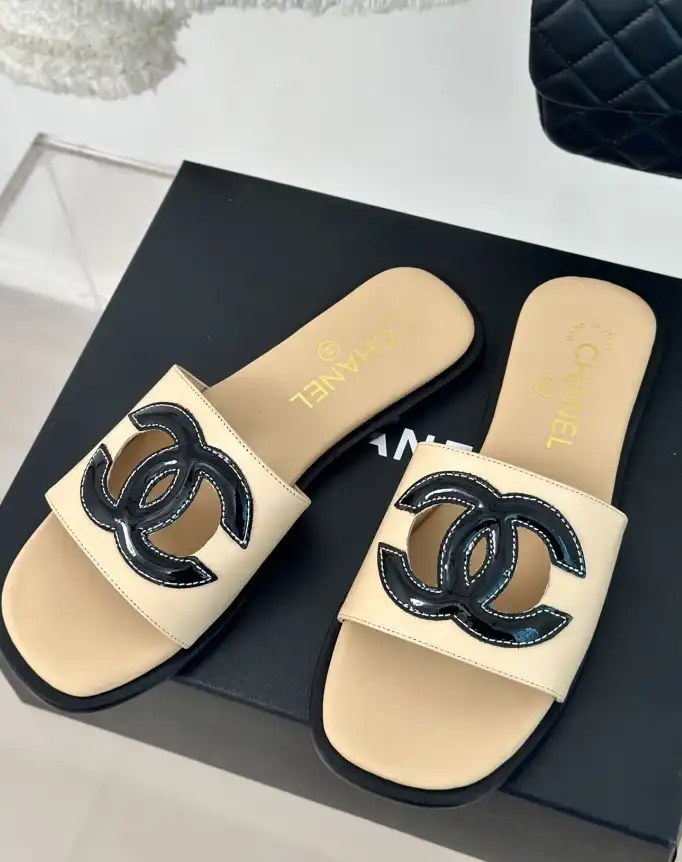 hype Chanel Slippers