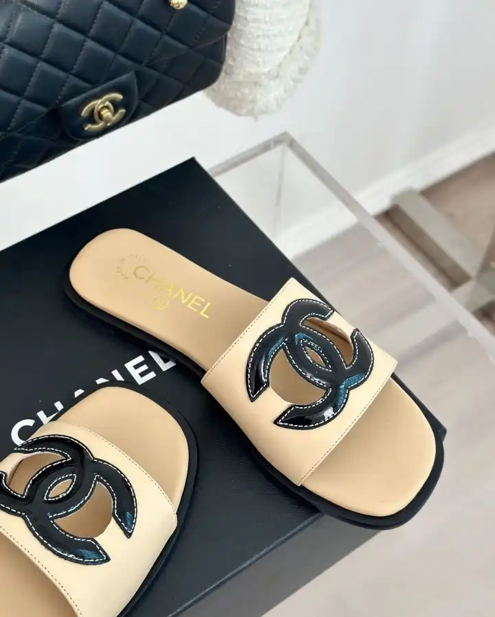 hype Chanel Slippers