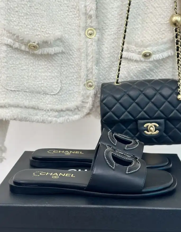 hype Chanel Slippers