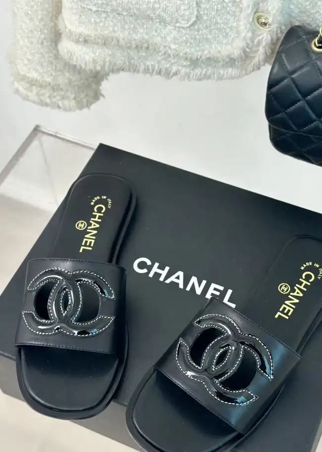 hype Chanel Slippers