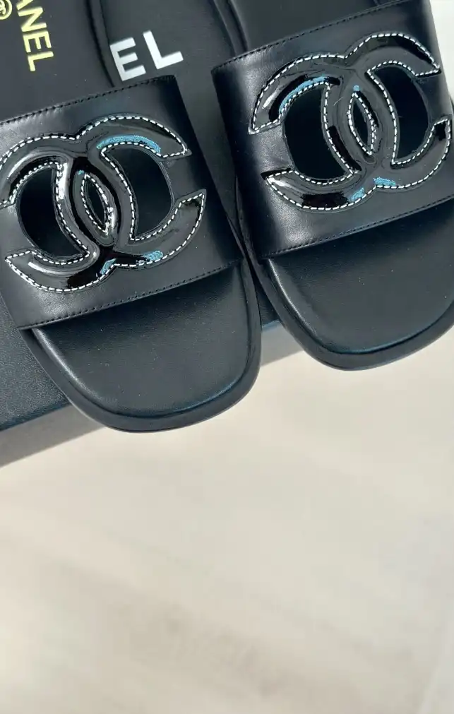 hype Chanel Slippers