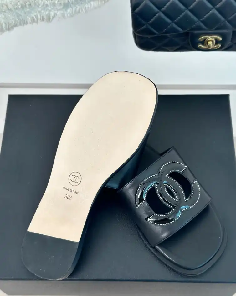 hype Chanel Slippers