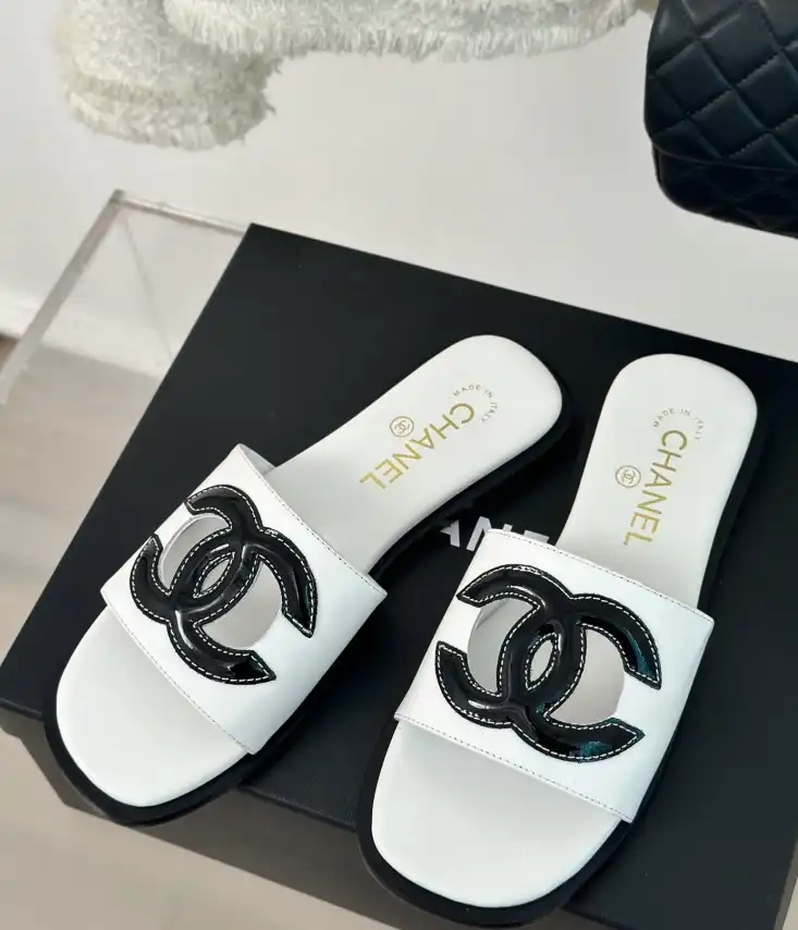 hype Chanel Slippers