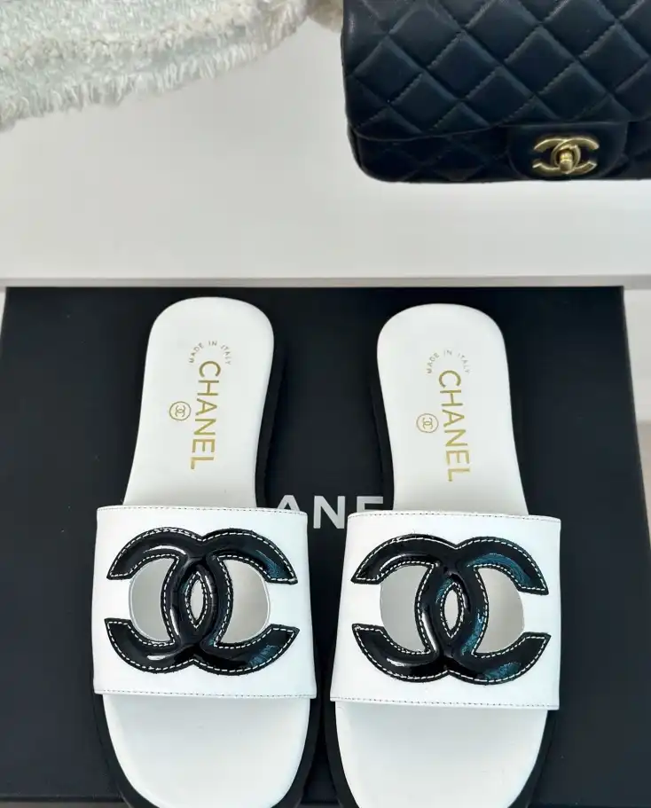 hype Chanel Slippers