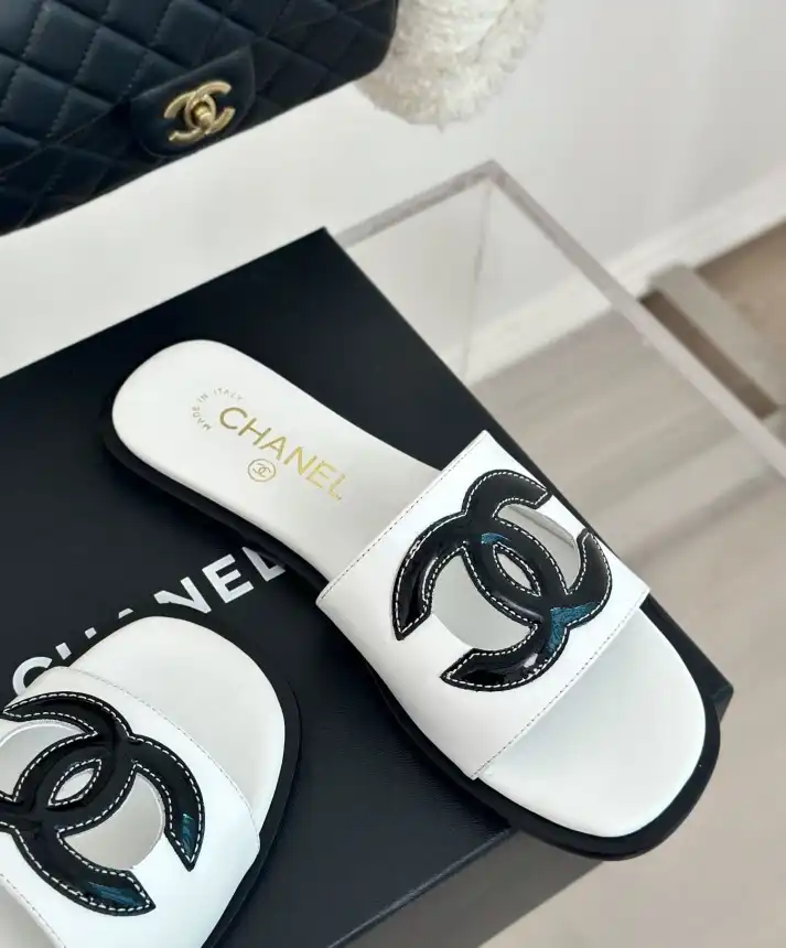 hype Chanel Slippers