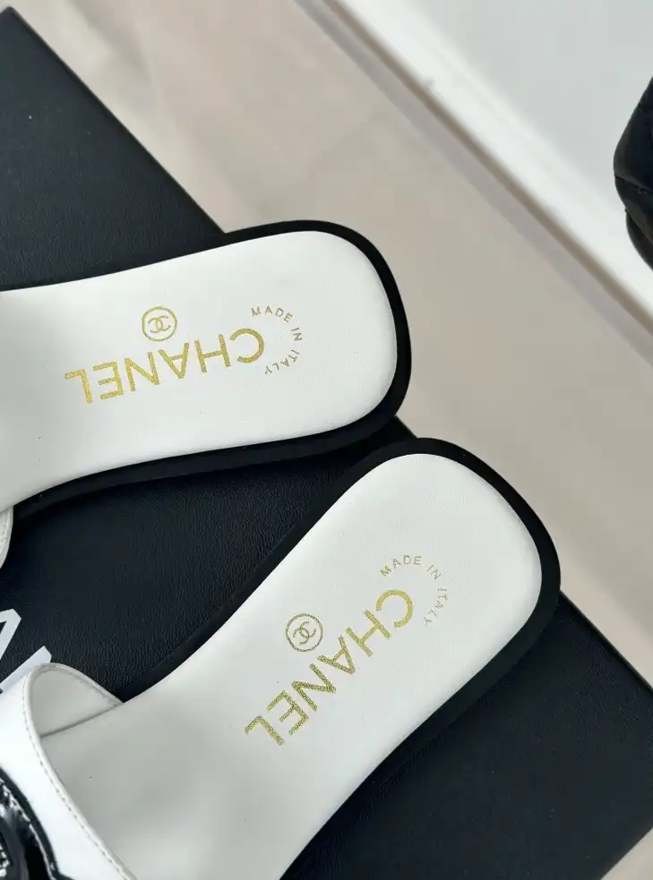 hype Chanel Slippers