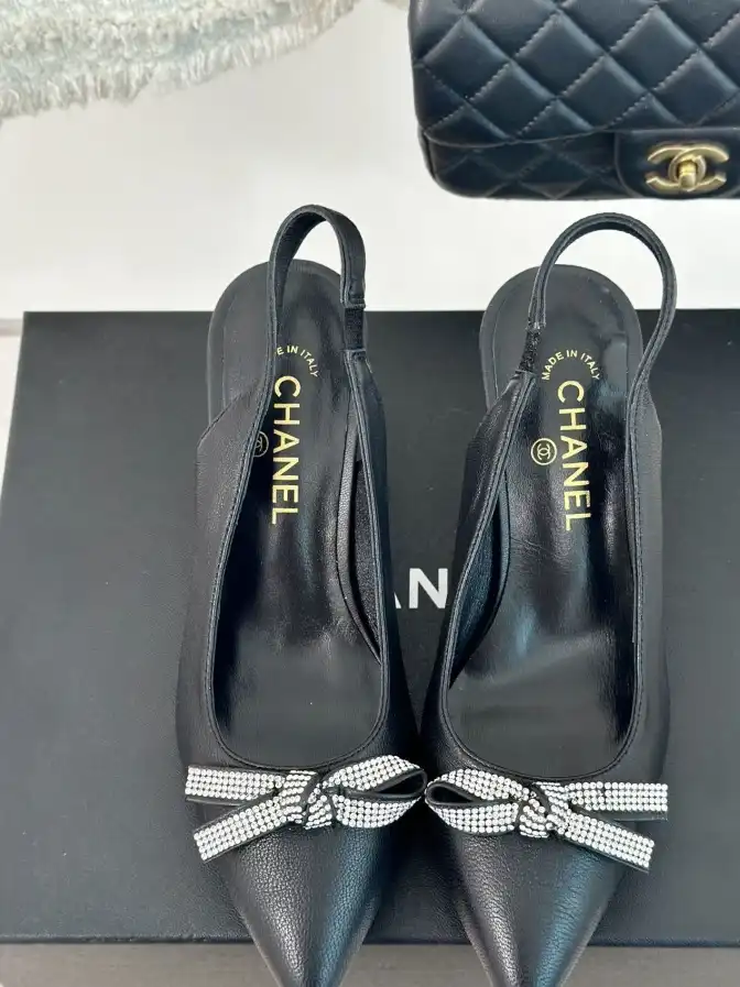 hype Chanel High Heels