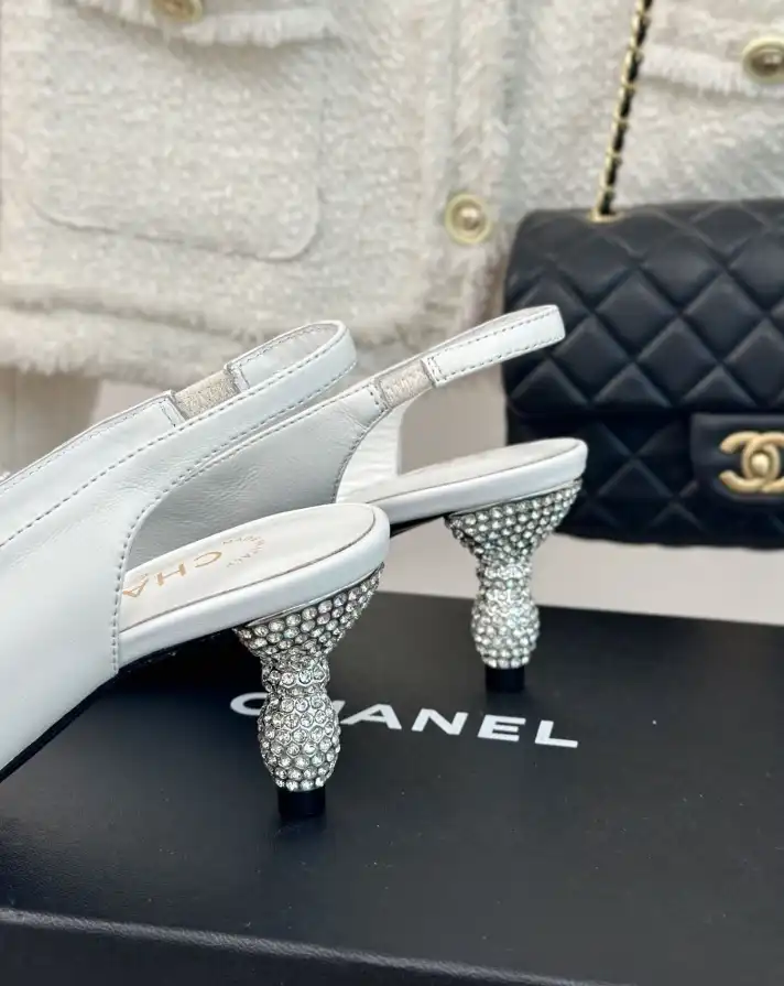 hype Chanel High Heels