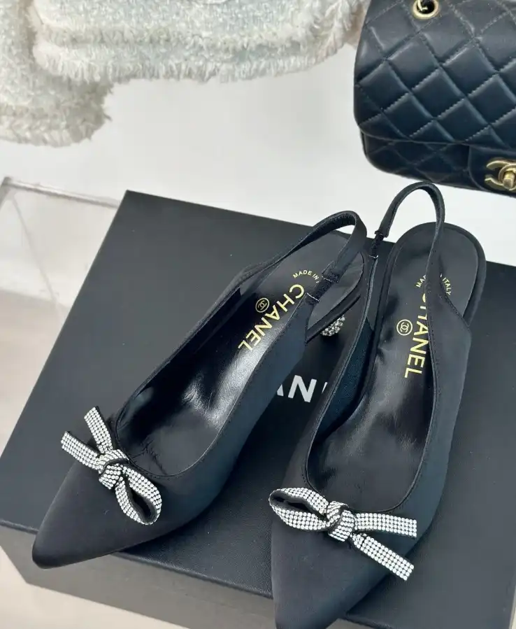 hype Chanel High Heels