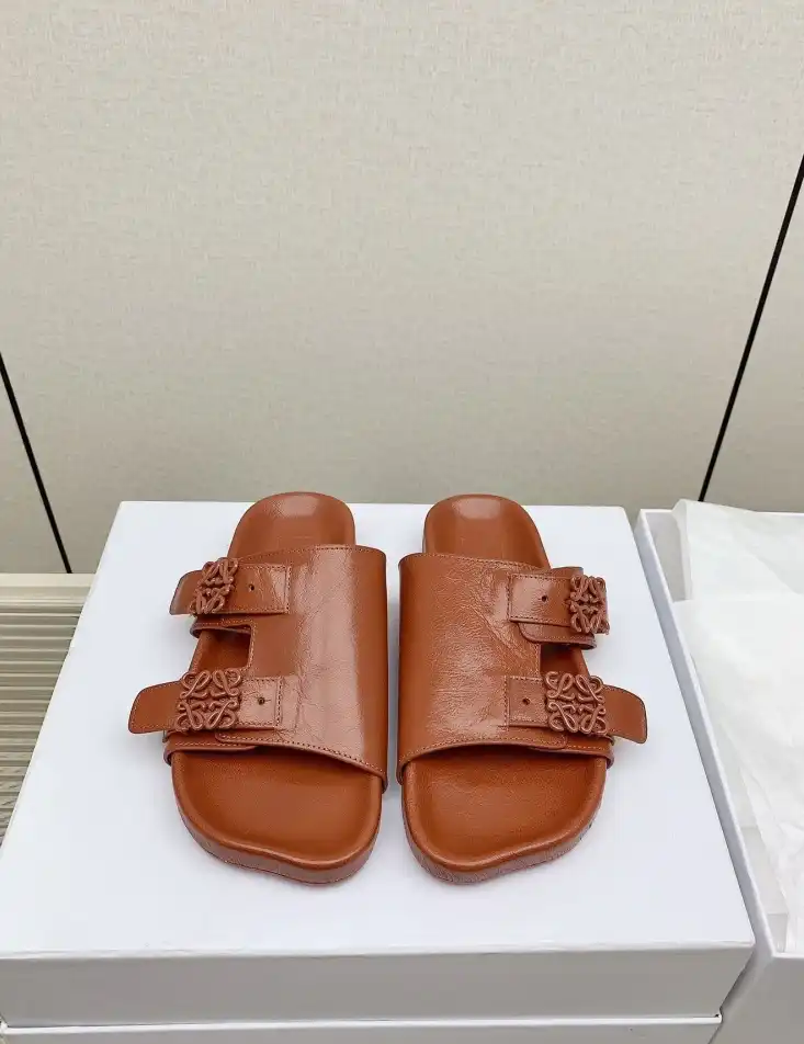 hype Loewe Slippers