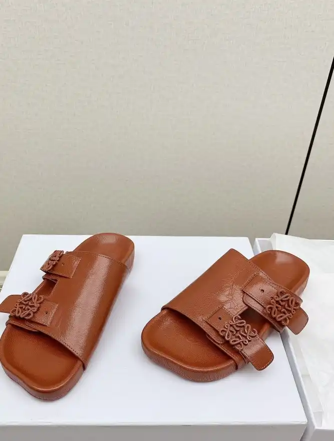 hype Loewe Slippers