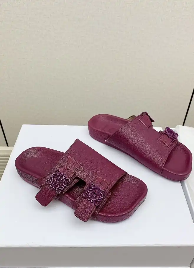 hype Loewe Slippers