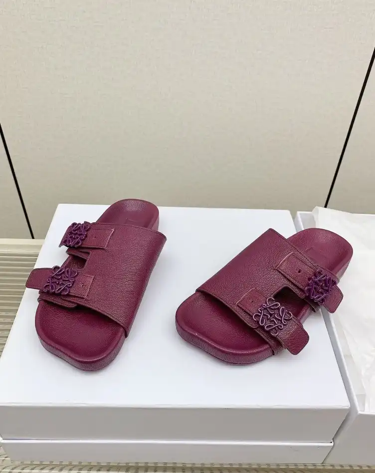 hype Loewe Slippers