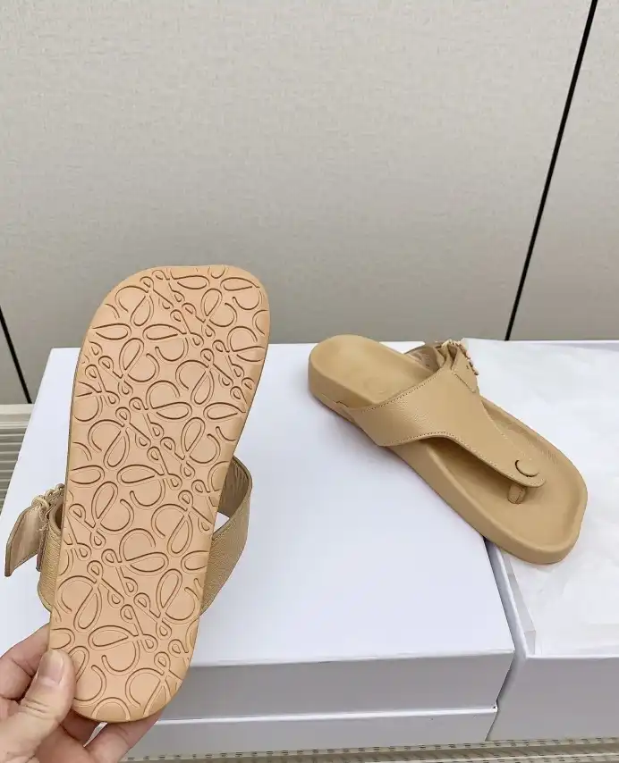 hype Loewe Slippers