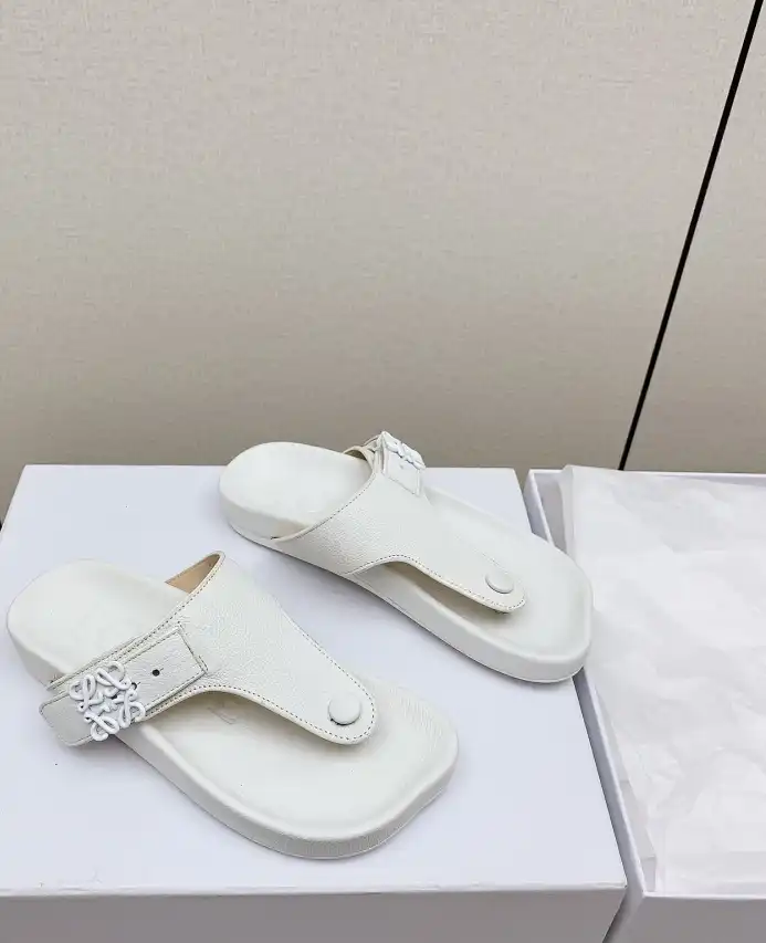 hype Loewe Slippers