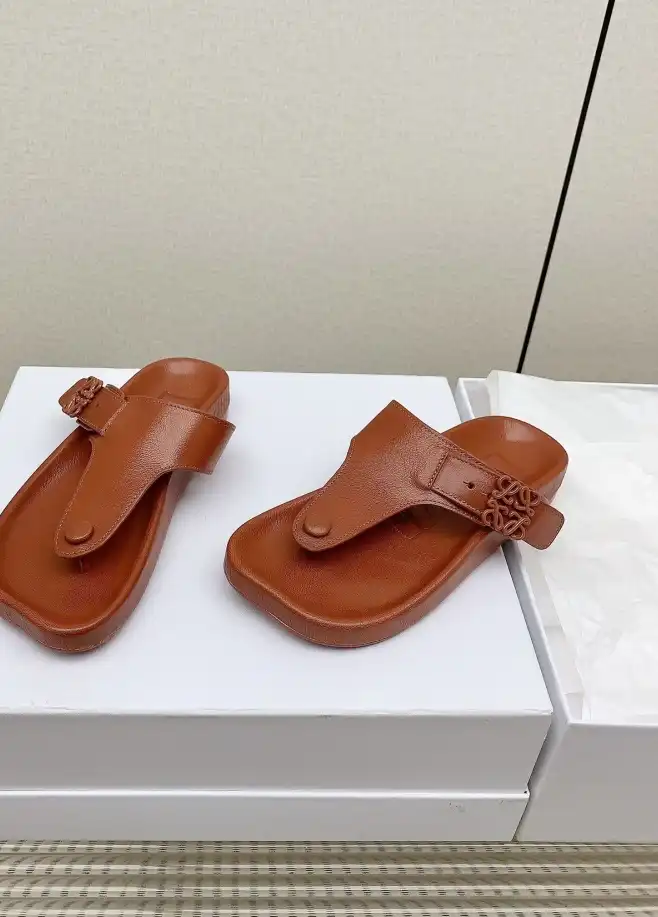 hype Loewe Slippers