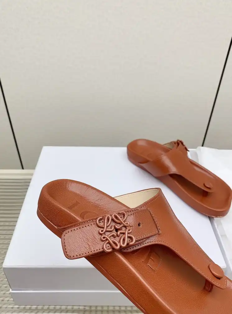 hype Loewe Slippers