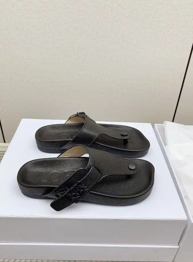 hype Loewe Slippers