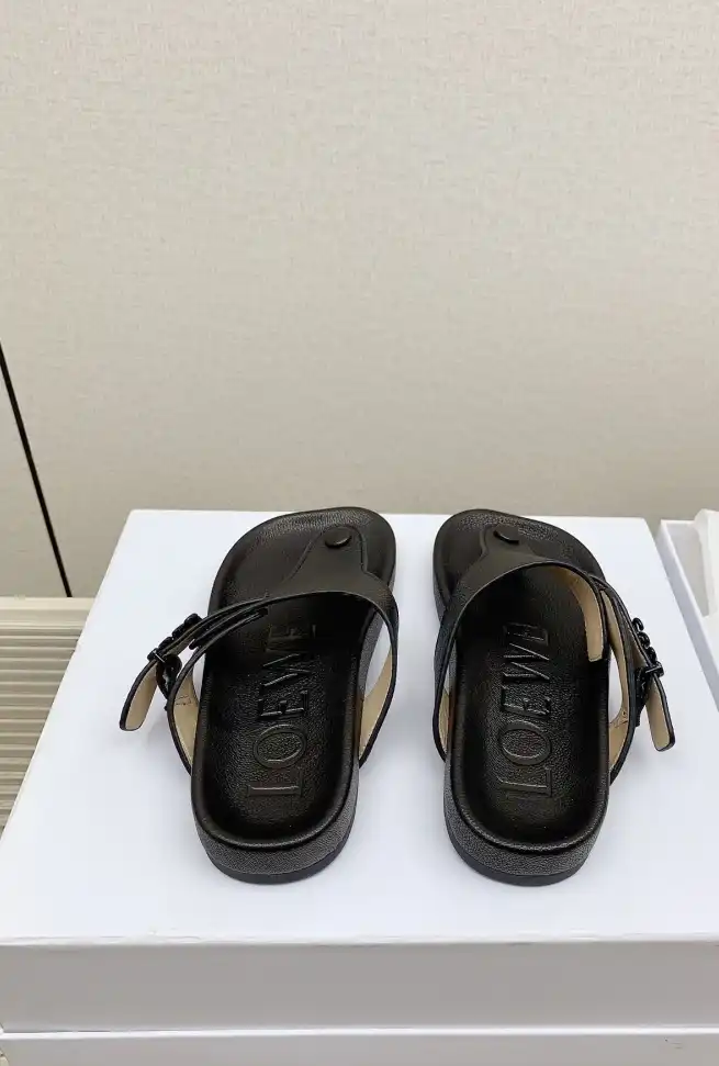 hype Loewe Slippers