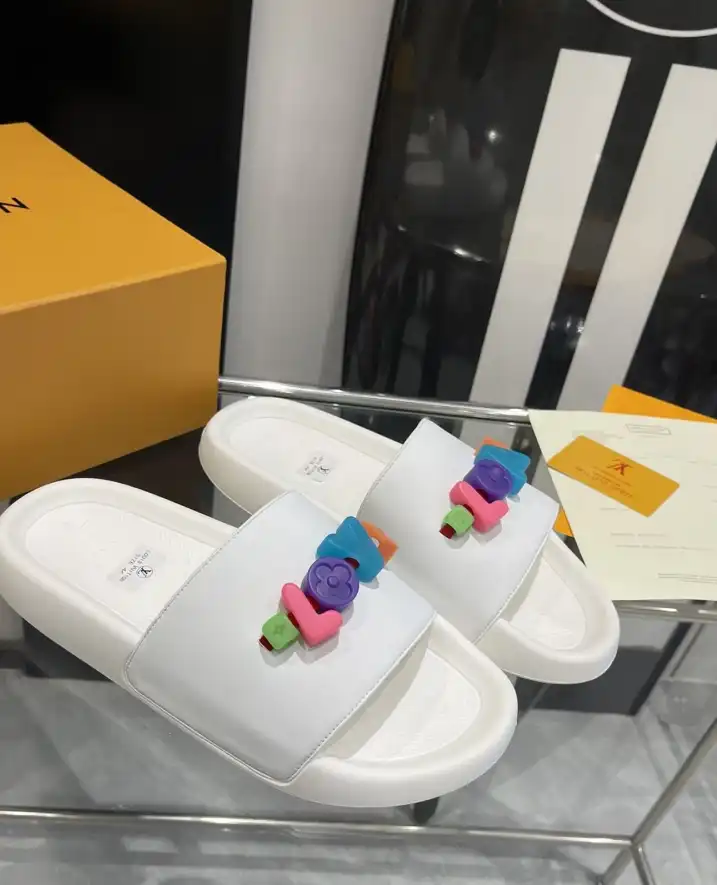 hype LV Slippers