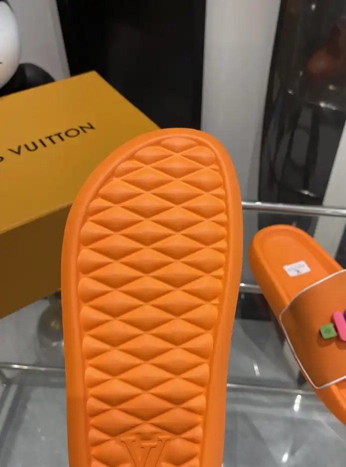 hype LV Slippers