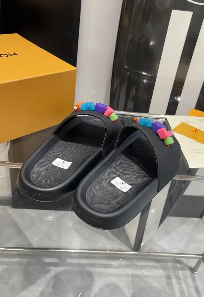 hype LV Slippers