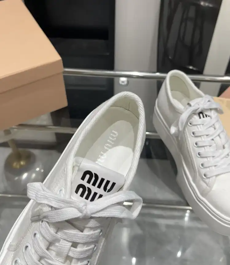 hype Miu Miu Casual Shoes