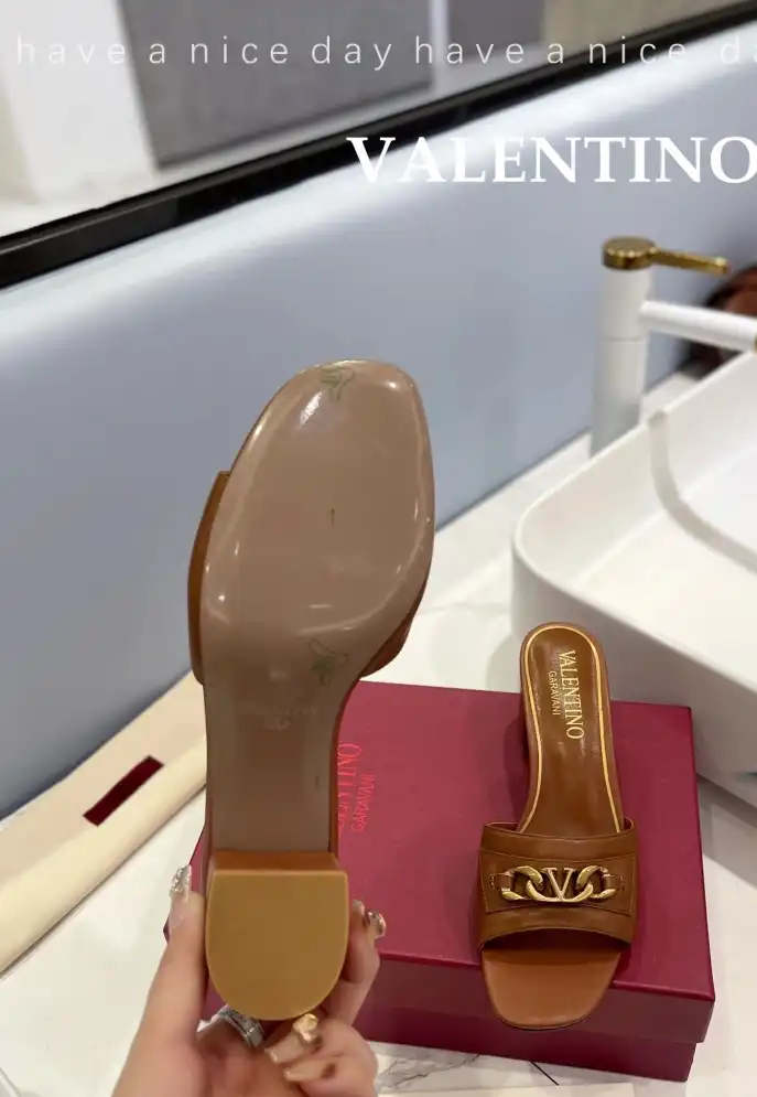 hype Valentino Slippers