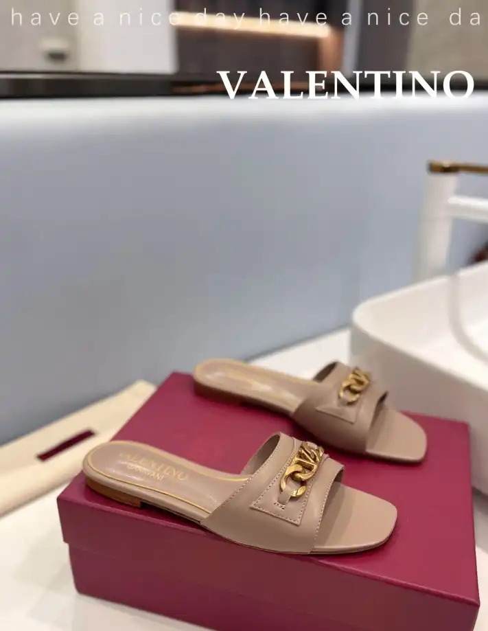 hype Valentino Slippers