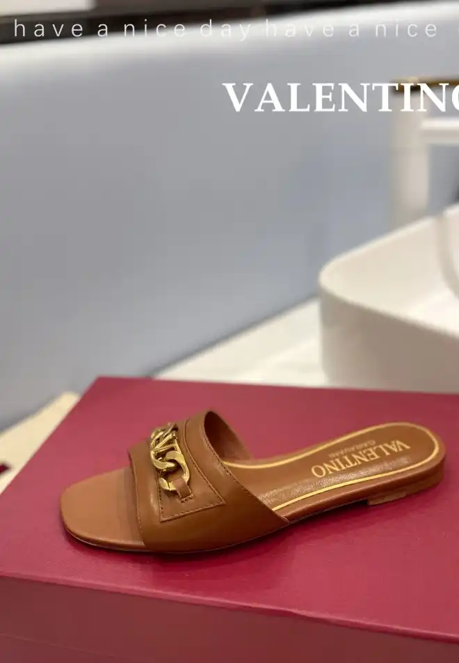 hype Valentino Slippers